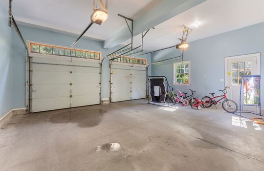 4_Greenview_Dr_098