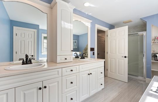 4_Greenview_Dr_143