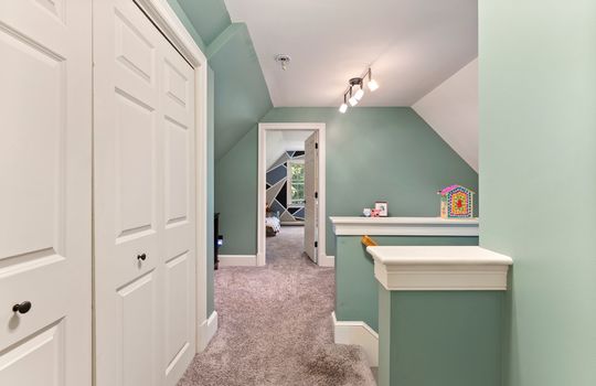 4_Greenview_Dr_155