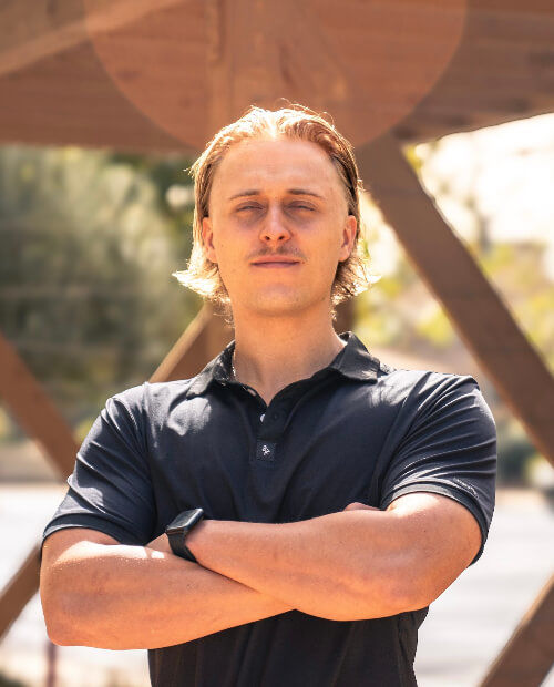 Cameron Olson profile photo 01