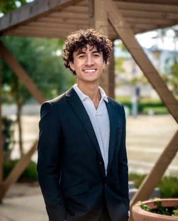 Isaiah Vega