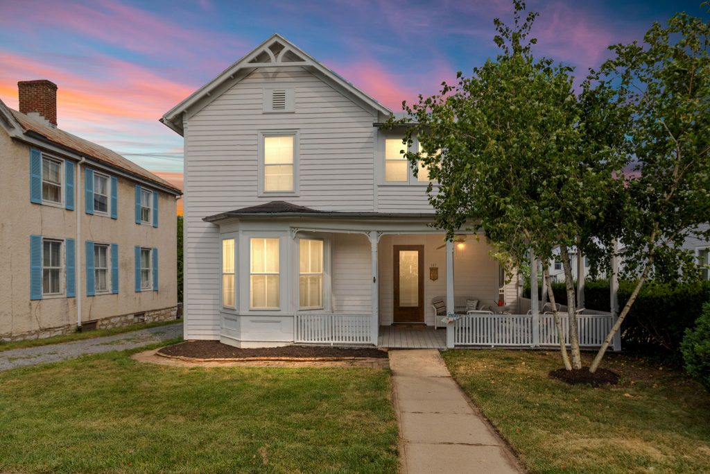147 S Muhlenberg St, Woodstock, VA 22664 Preslee Real Estate