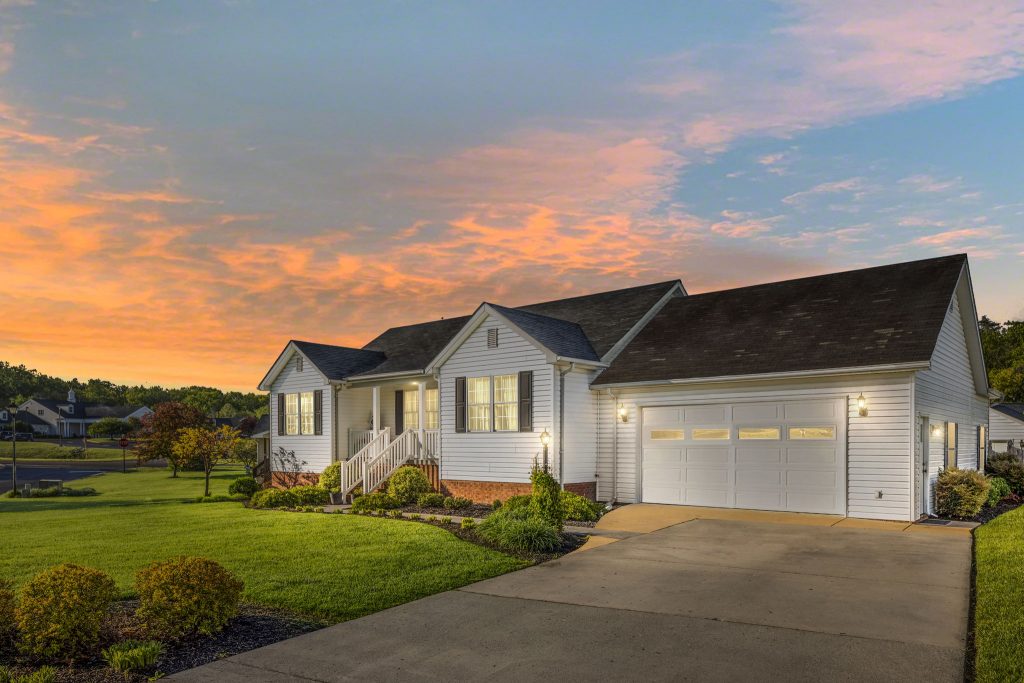 524 Fulton Dr, Strasburg, VA 22657 Preslee Real Estate