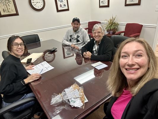 909C2E91-C42E-42AE-9904-528E38CA10F7_1_201_a