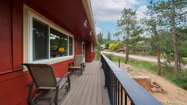 Topeka- Front Deck
