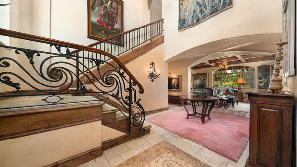 Stonehill- Entry Alt