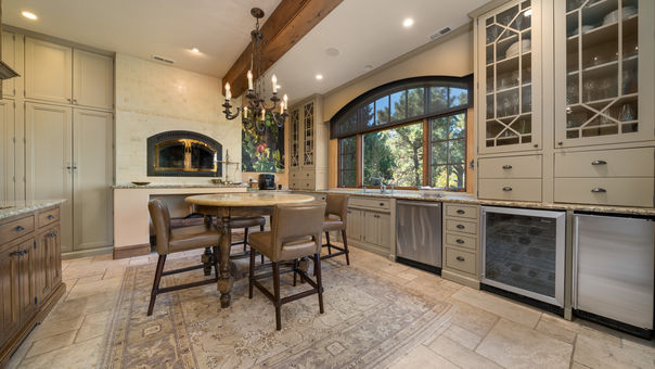 Stonehill- Kitchen Dining