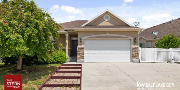 Home for Sale in Stansbury Park Utah