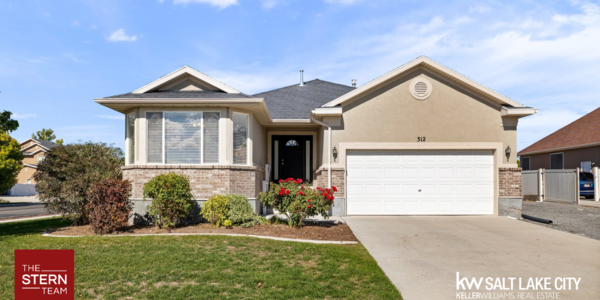 Home for Sale in Stansbury Park Utah