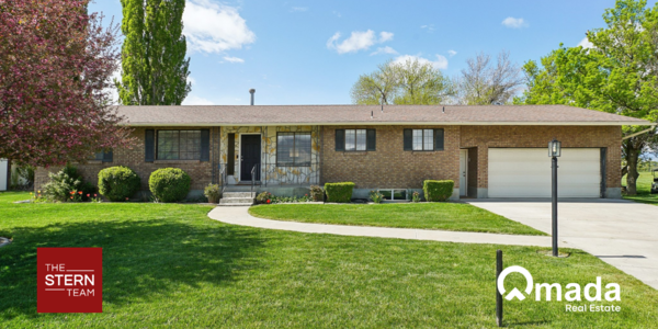 Home for Sale in Stansbury Park Utah