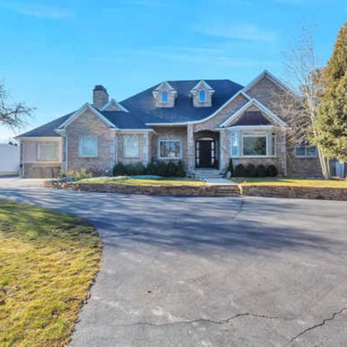 Home for Sale in South Jordan Utah