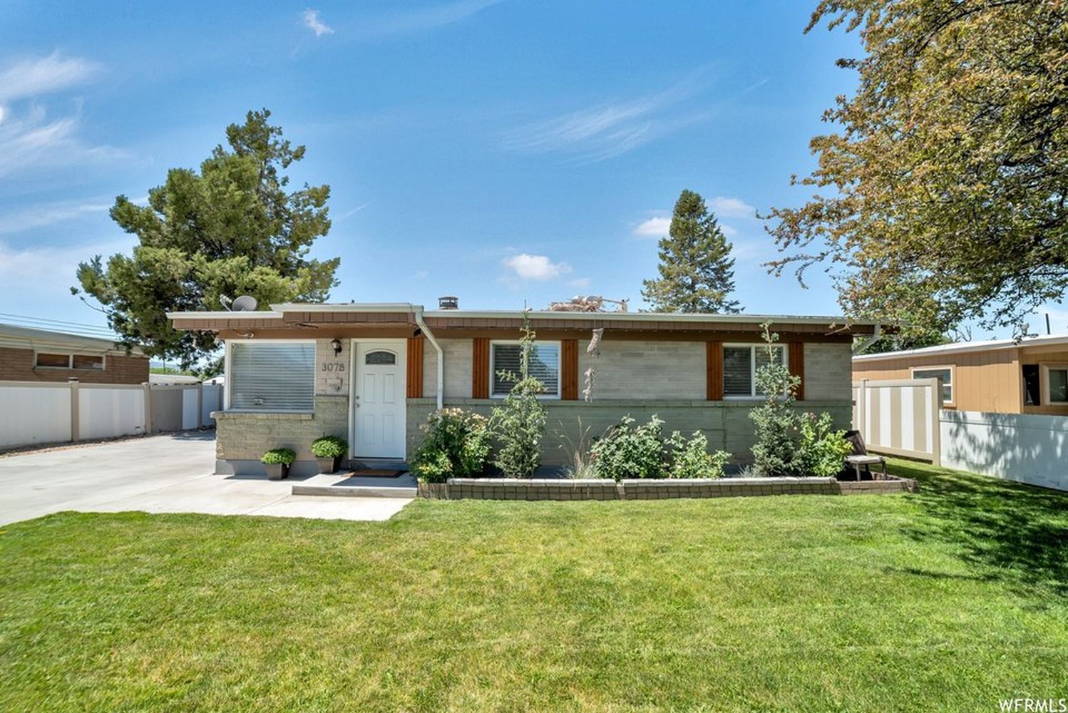 40acb7777e92b5a31b12b9b653070dd6l-m3191986337od-w480_h360_x2