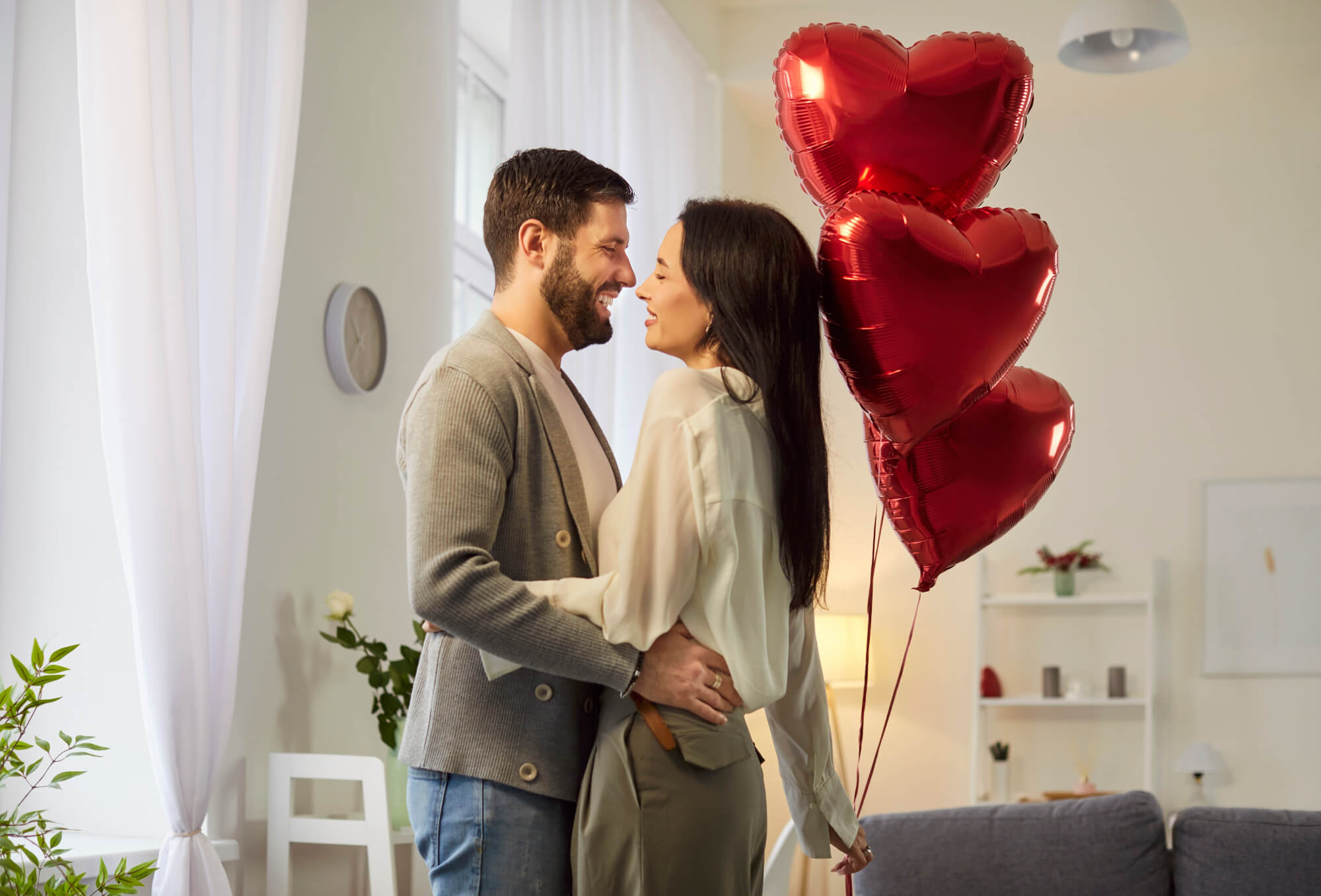 romantic couple heart balloons