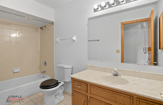 5013 180th St, Country Club Hills, IL (CW) Int Reshoot-39