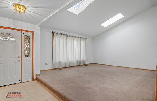 5013 180th St, Country Club Hills, IL (CW) Int Reshoot-9