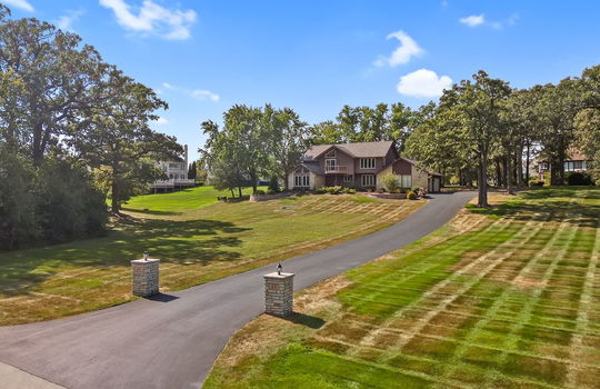 HD_1759764350433_7_web_or_mls_DJI_0304