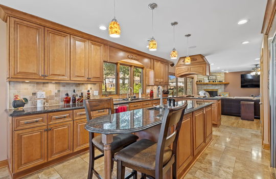 HD_1759764426238_30_web_or_mls_IMG_7099