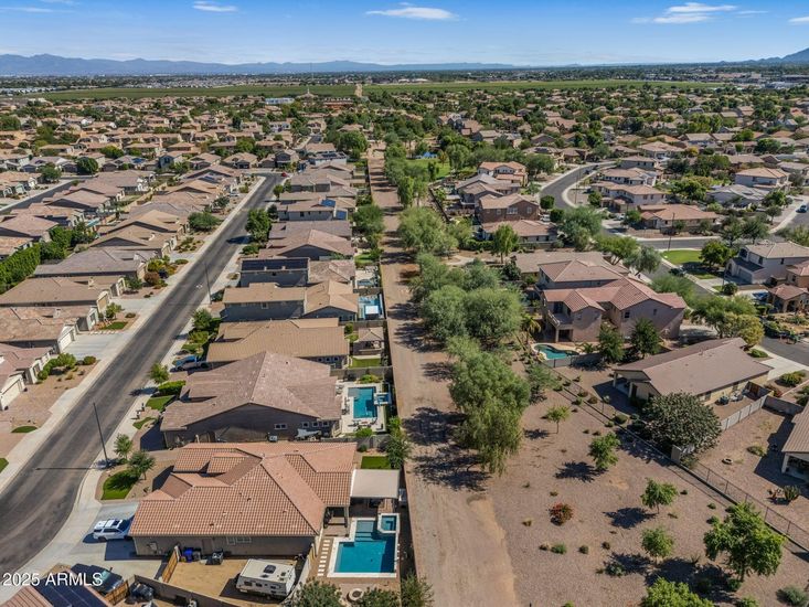 004_20251022014915622972000000-o