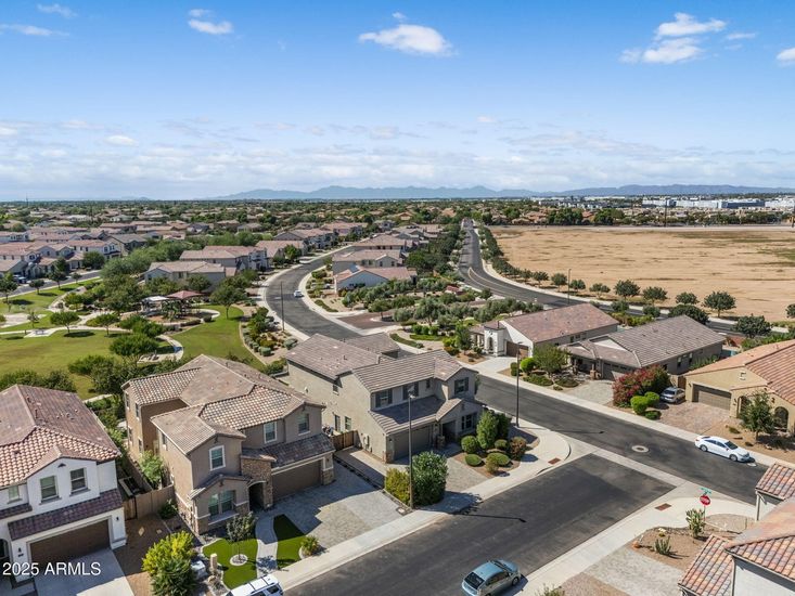 013_20251022014845013628000000-o