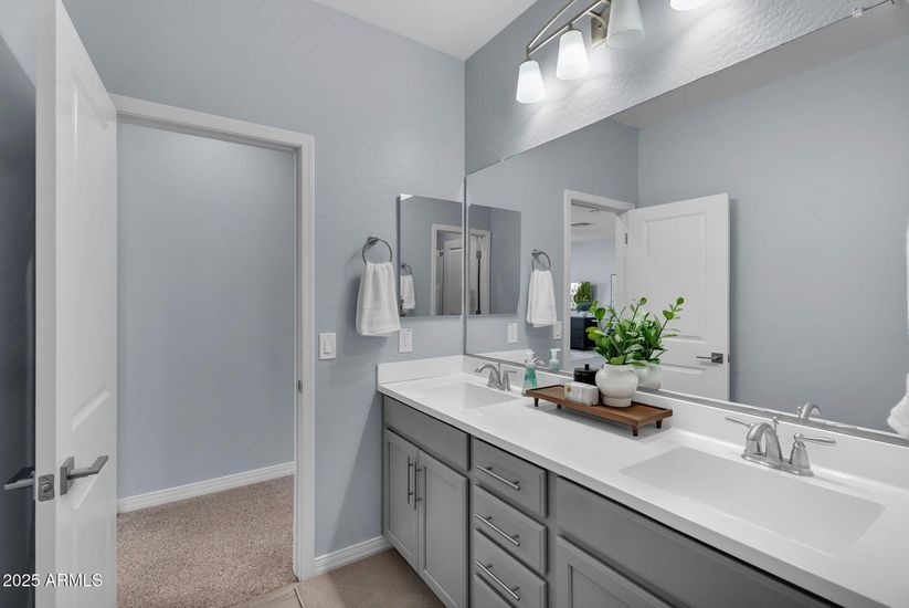 034_20251022014756176784000000-o