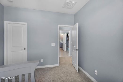 038_20251022014752072596000000-o