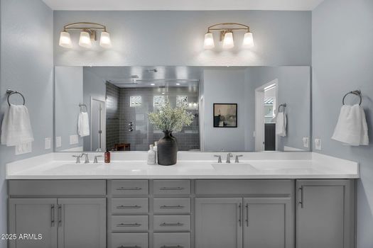 045_20251022014743928540000000-o