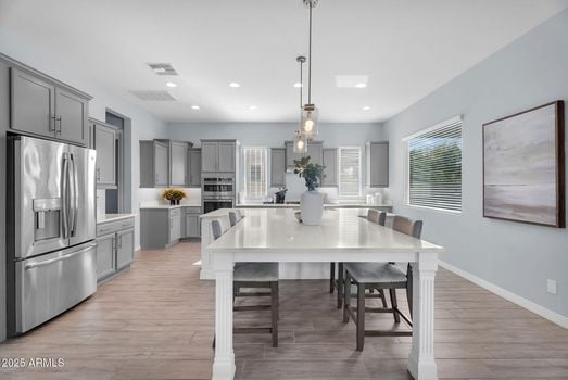 062_20251022014723779577000000-o