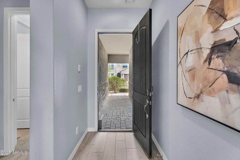 075_20251022014707601396000000-o