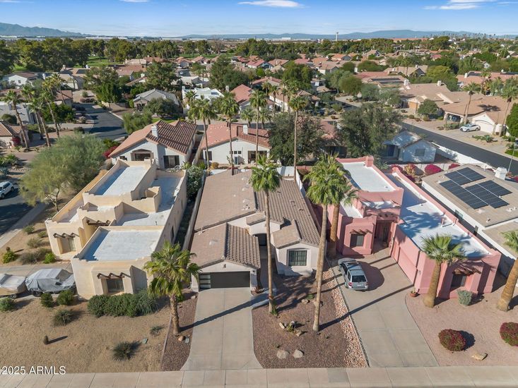 20251107224756549233000000-o