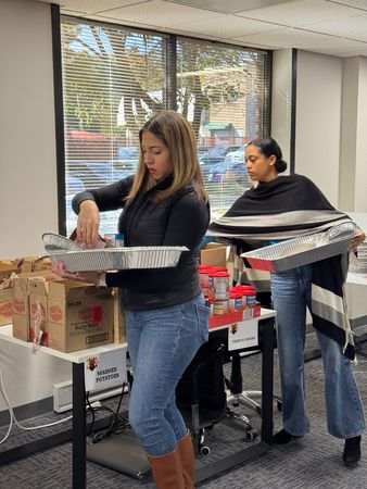 thanksgiving-giveaway-2025-2