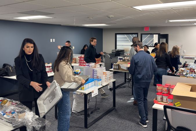 thanksgiving-giveaway-2025-4