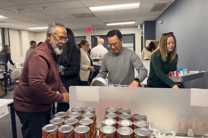 thanksgiving-giveaway-2025-8