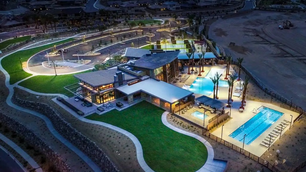 Red And White Modern Minimalist Top 5 Shocking Moments YouTube Thumbnail - 2025-08-28T162313.475