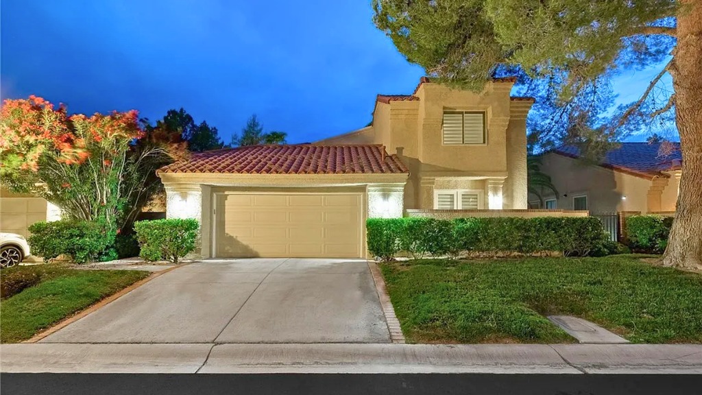 Red And White Modern Minimalist Top 5 Shocking Moments YouTube Thumbnail - 2025-11-03T143730.476