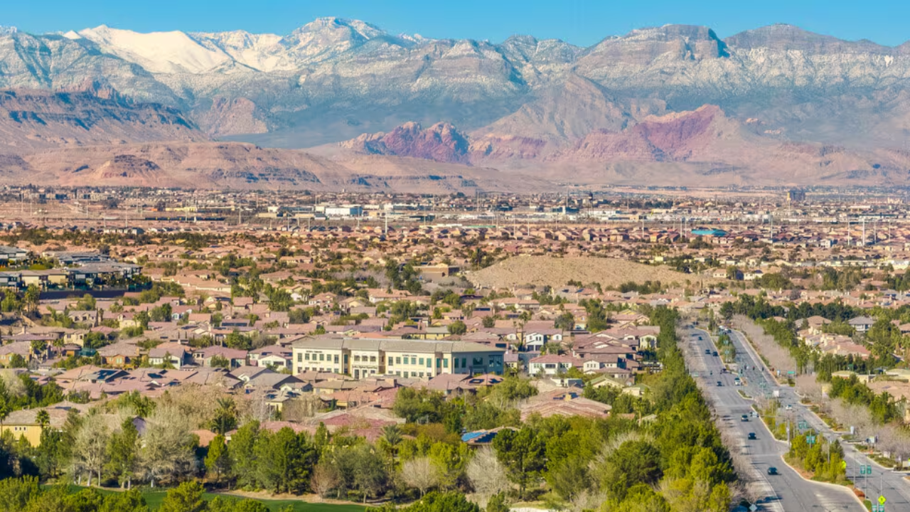 Red And White Modern Minimalist Top 5 Shocking Moments YouTube Thumbnail - 2025-11-11T150006.673