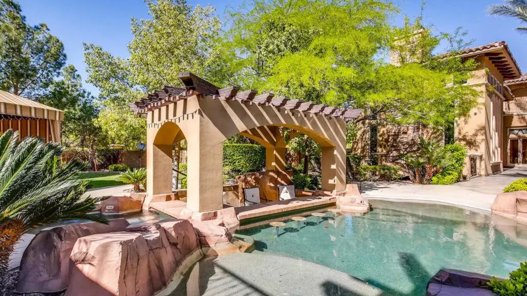 Red And White Modern Minimalist Top 5 Shocking Moments YouTube Thumbnail - 2026-02-03T173803.235