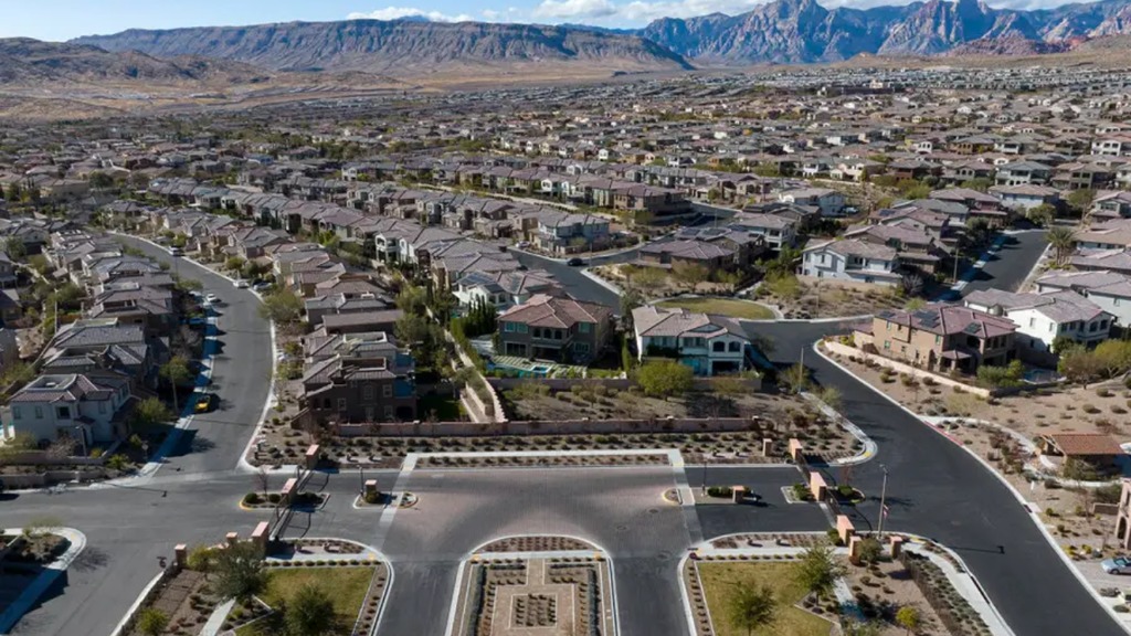 Red And White Modern Minimalist Top 5 Shocking Moments YouTube Thumbnail - 2026-02-05T140930.125