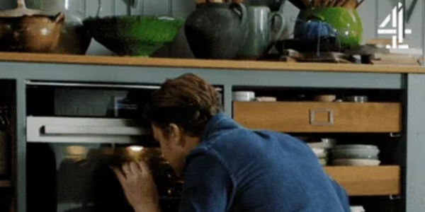 What Is a Self-Cleaning Oven (and How the &hellip;