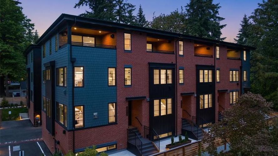 11277 NE 13th Lane - Gallery Image 1