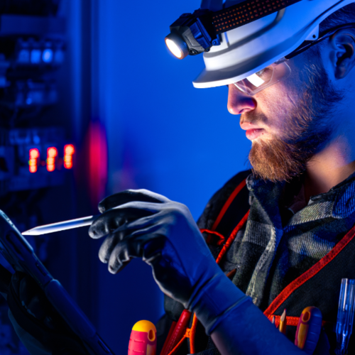 How to prepare for a power outage in Washington State: a windstorm-season checklist for homeowners and buyers