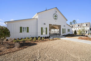 049_646_brashy_stre_neighborho04_29