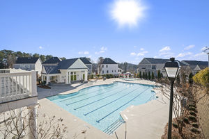 050_646_brashy_stre_neighborho05_384