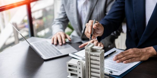 Why It's Important To Work With A Realtor