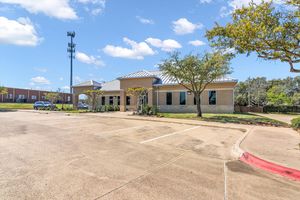 03-3308 Longmire Drive-3