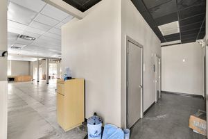 17-1713 Park Place-17