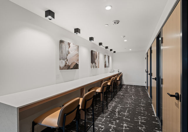 414 3316 Lakeshore Rd