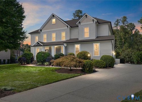 Chesterfield Featured Photo