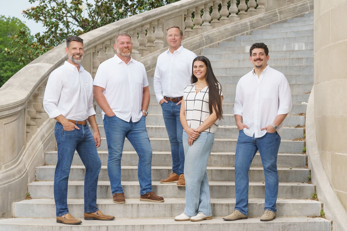 img-our-team