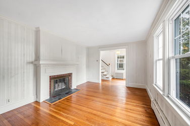 10-web-or-mls-31_Homecrest_6318