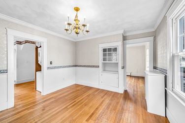 13-web-or-mls-31_Homecrest_6327